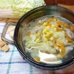 Суп из кукурузы с капустой и морковью