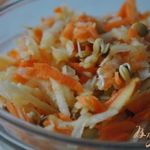 Сладкий салат с репой и чечевицей