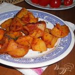 Картофель в томатном соусе в мультиварке