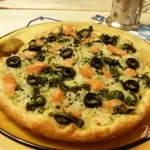 Лепешка с рисом, шпинатом и форелью