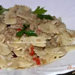 Макароны по-флотски с красным перцем