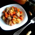 Горячий салат с ореховой пастой