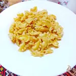 Макароны с жареным луком тушеные в томатной пасте