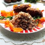 Гречка с мясными палочками