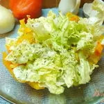 Салат из болгарского перца и двух видов капусты