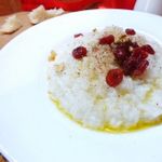 Рис с клюквой и льняным маслом