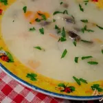 Суп с шампиньонами и сырочками