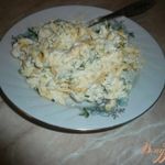 Салат сырный с чесночком