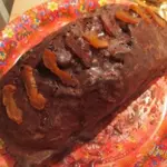 Шоколадный кекс с курагой