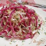 Салат из капусты, редьки и грецких орехов