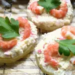 Праздничная закуска с ананасом