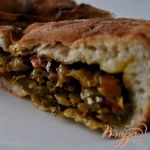 Пирог с тушеной капустой