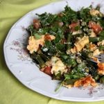 Омлет с зелёной фасолью и томатами