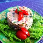 Татртар из лосося с каперсами