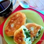 Пирожки с луком и яйцом