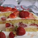 Торт с клубникой и сливками