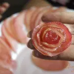 Яблочные розы для торта