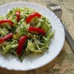 Салат с капустой Хрустящий бум