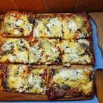 Пицца с мясным ассорти и дор-блю