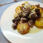 Картофель с говядиной в духовке