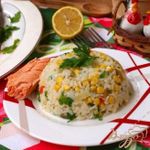 Форель запечённая в горчичном соусе и рисовый гарнир с перцами и кукурузой