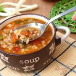 Рисовый суп с чечевицей и томатами