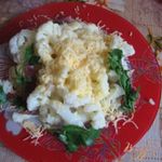 Цветная капуста с тертым сыром