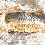 Скумбрия, запеченная в фольге с лимоном и специями
