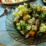 Мясной салат с отварными овощами