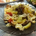 Салат мясной с макаронами