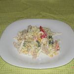 Салат с кальмаром и пекинской капустой