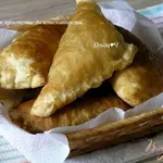 Слоеные пирожки с грибами