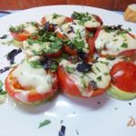 Запеченные овощи-дуэт под шубой из сулугуни и зелени