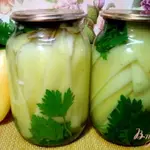 Перец маринованный сельдереем и чесноком