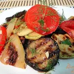 Салат из овощей гриль