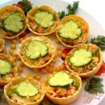Тарталетки с крабовыми палочками