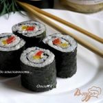 Суши фьюжн: Сладкий перец и кунжут