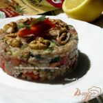 Салат из зеленой гречки с овощами и ореховой заправкой