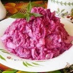 Свекольный салат с яйцом