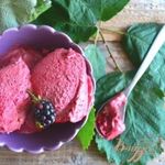 Мороженое из ежевики с шоколадной пастой