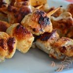 Шашлычки из куриного мяса на сковороде