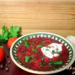 Летний красный борщ