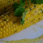 Кукуруза чесночно-сливочная с кинзой