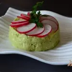 Закуска из авокадо с  моцареллой