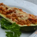 Лодочки из цукини с начинкой