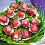 Канапе с тунцом