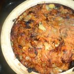 Тушенный картофель в горшочке с свиными ребрами
