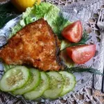 Жаренная зубатка,маринованная с водкой и лаймом