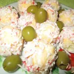 Сырные шарики с оливками