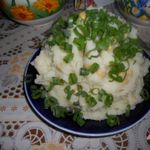 Картофельное пюре с зеленым горошком